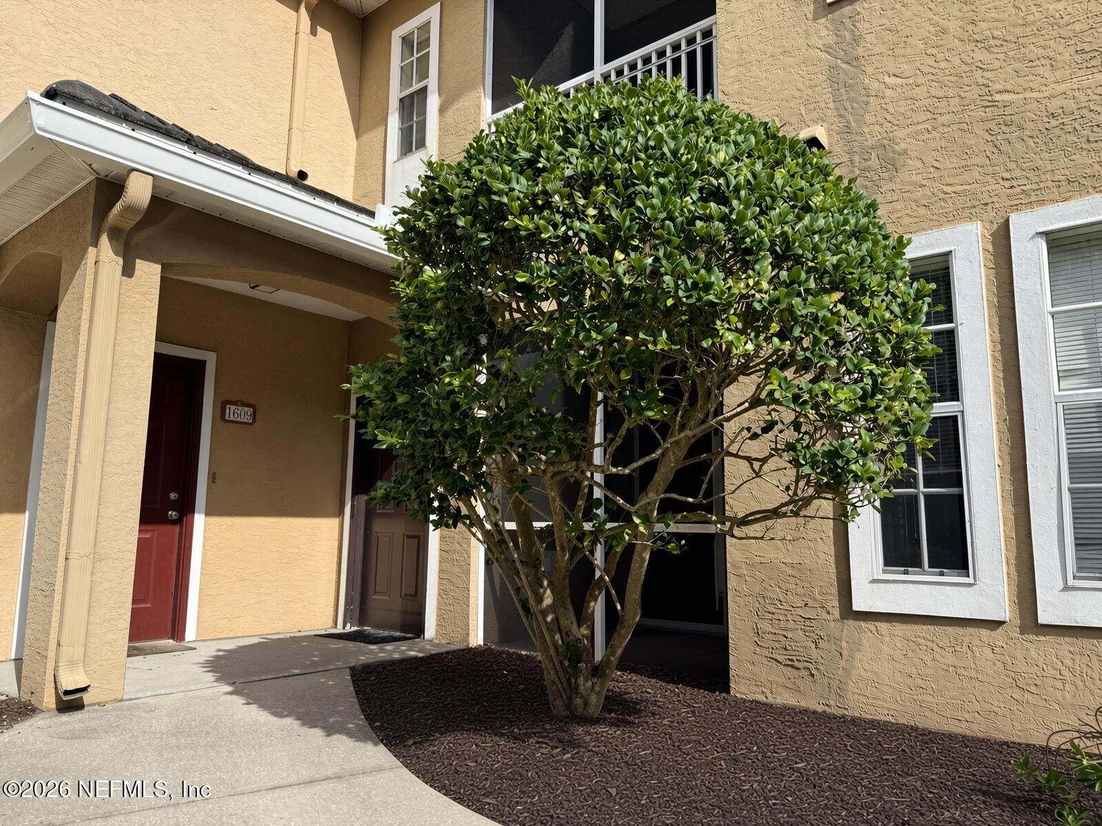 10075 GATE Parkway N 1610