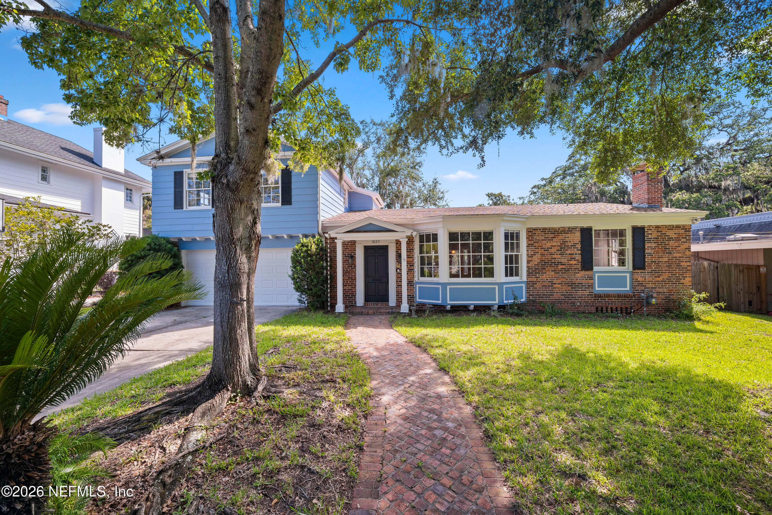 1825 ELIZABETH Place