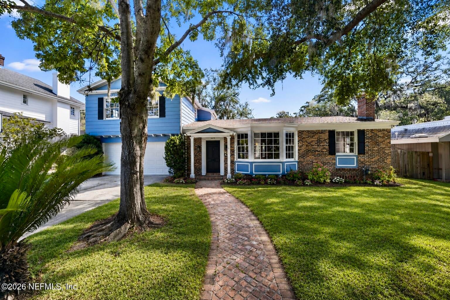 1825 ELIZABETH Place