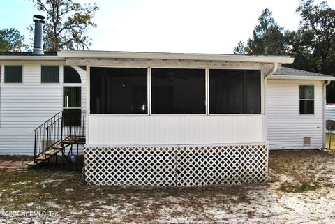 A home in Welaka