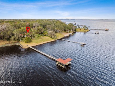 A home in Orange Park