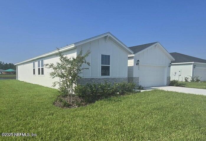 3298 LAGO VISTA Drive