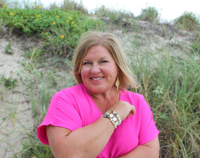 This is a photo of MARY HAMILTON. This professional services FERNANDINA BEACH, FL homes for sale in 32034 and the surrounding areas.