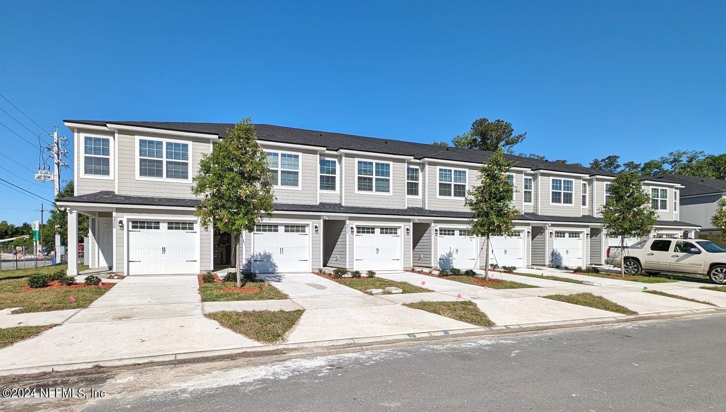 Jacksonville, FL home for sale located at 9808 Morgan Marsh Ct Court, Jacksonville, FL 32218