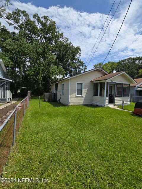 A home in Jacksonville