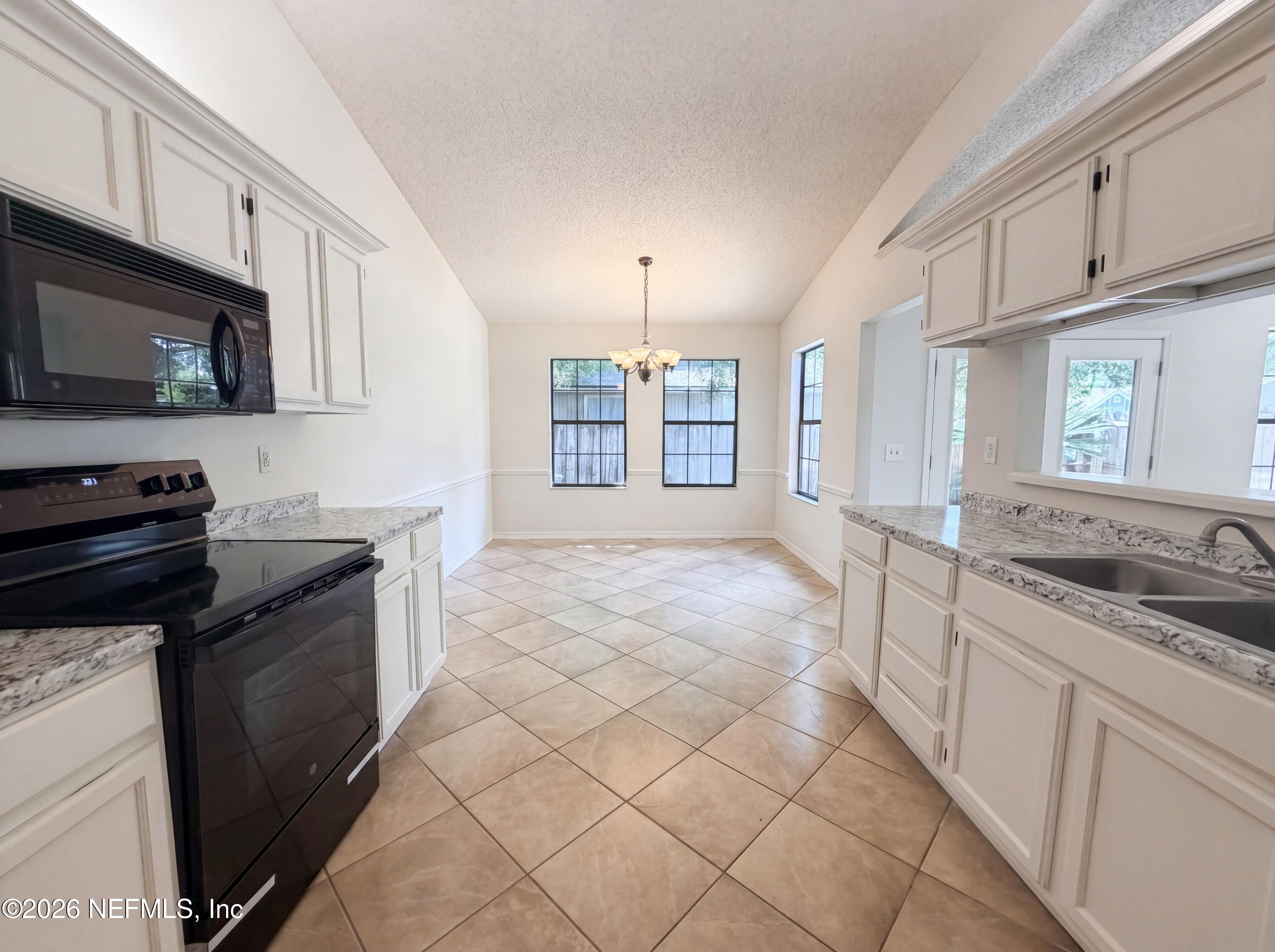 3160 BRIDGEVIEW Drive