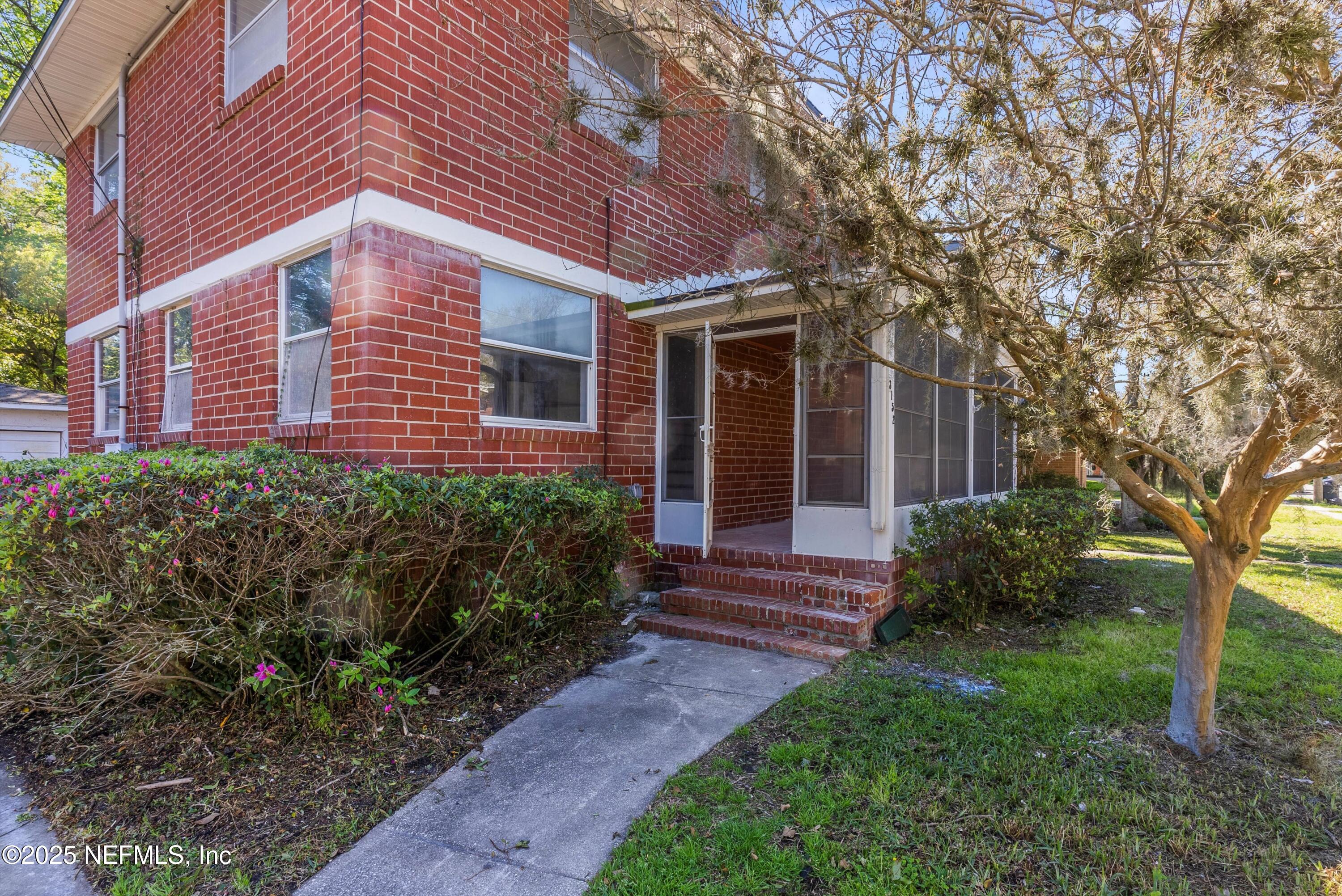 3150 BELDEN Circle