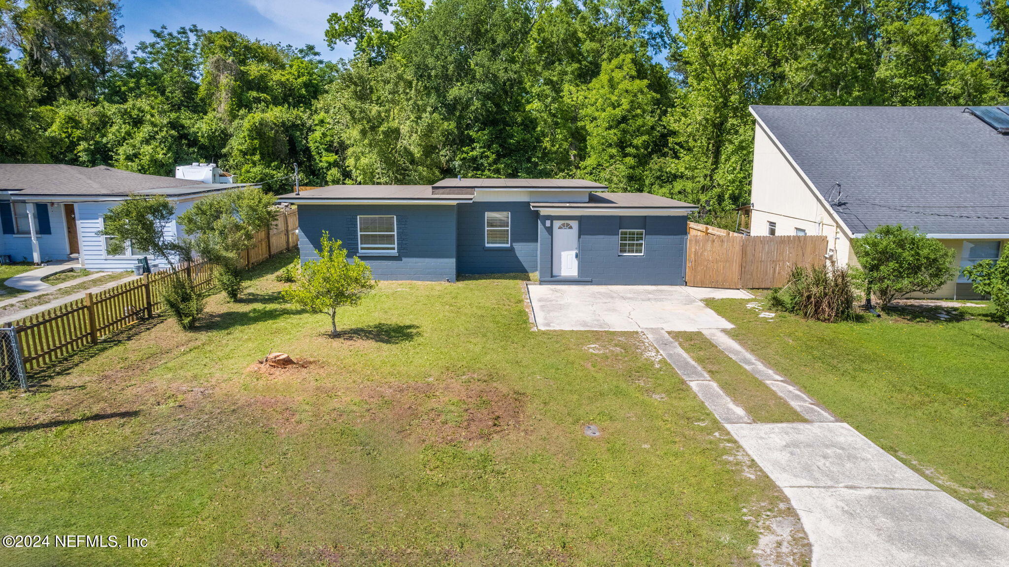 Jacksonville, FL home for sale located at 5907 Oaklane Drive, Jacksonville, FL 32244