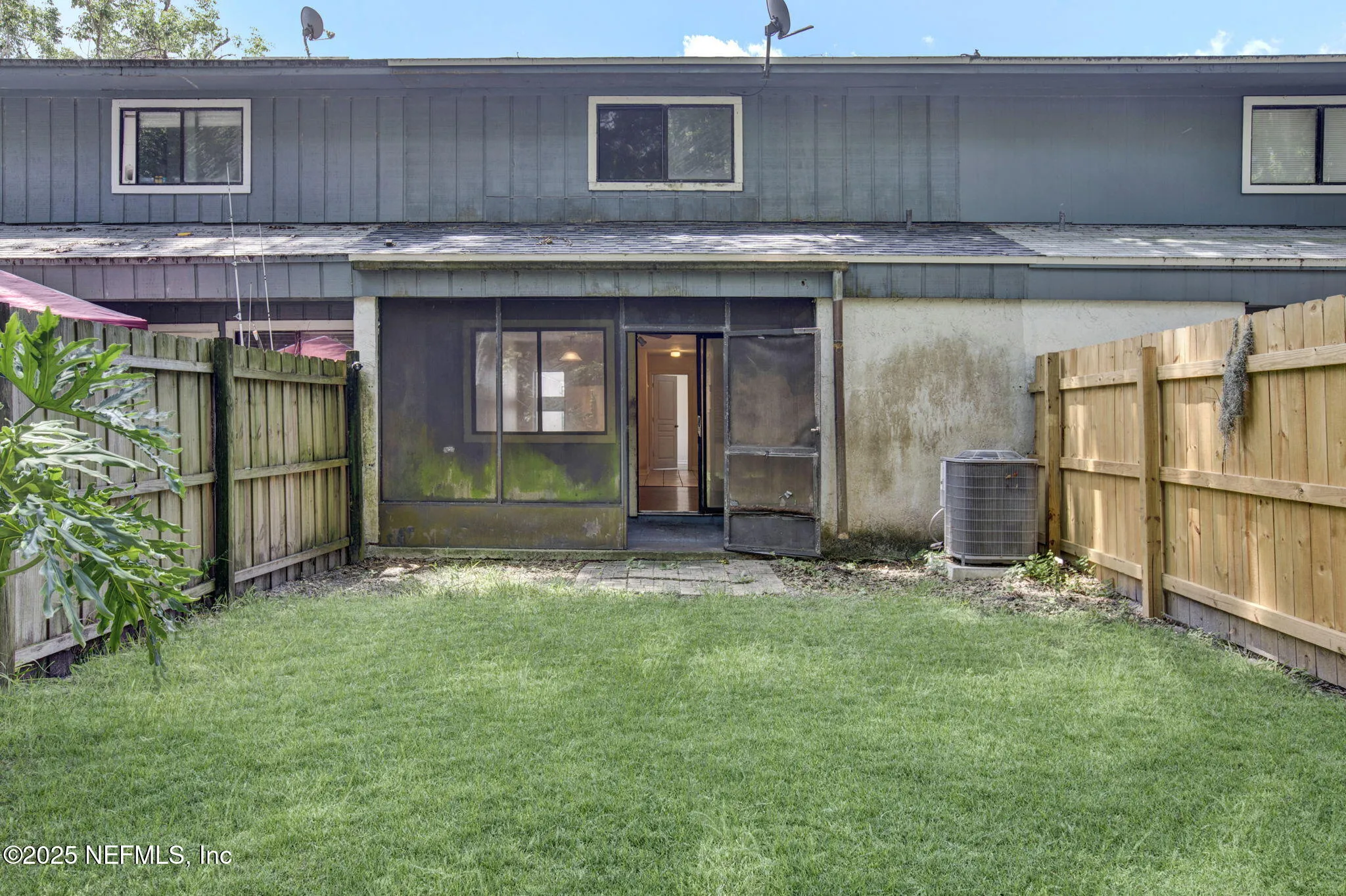 Jacksonville, Florida 32233, United States, 3 Bedrooms Bedrooms, ,2 BathroomsBathrooms,Residential,Pending,158203