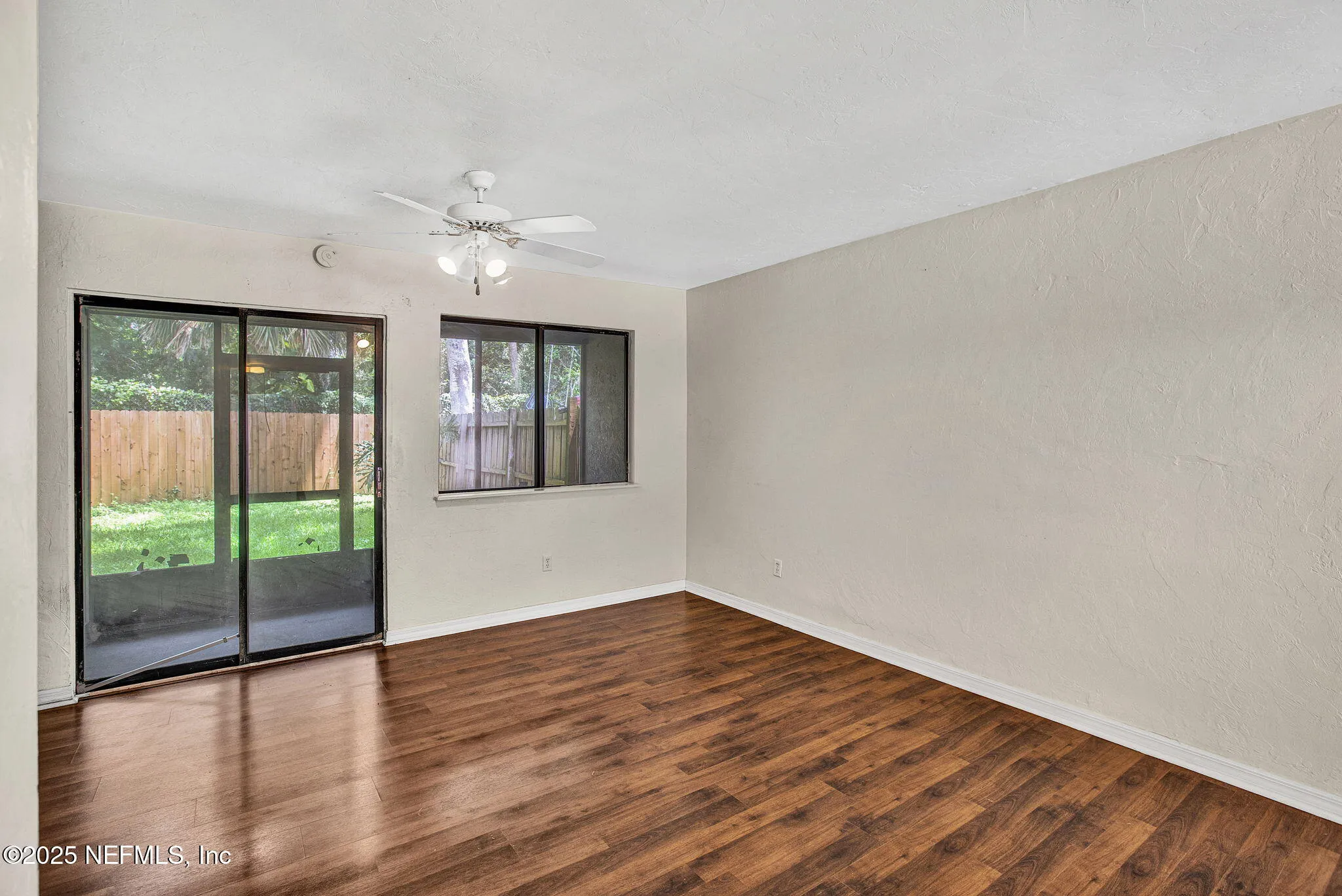 Jacksonville, Florida 32233, United States, 3 Bedrooms Bedrooms, ,2 BathroomsBathrooms,Residential,Pending,158203