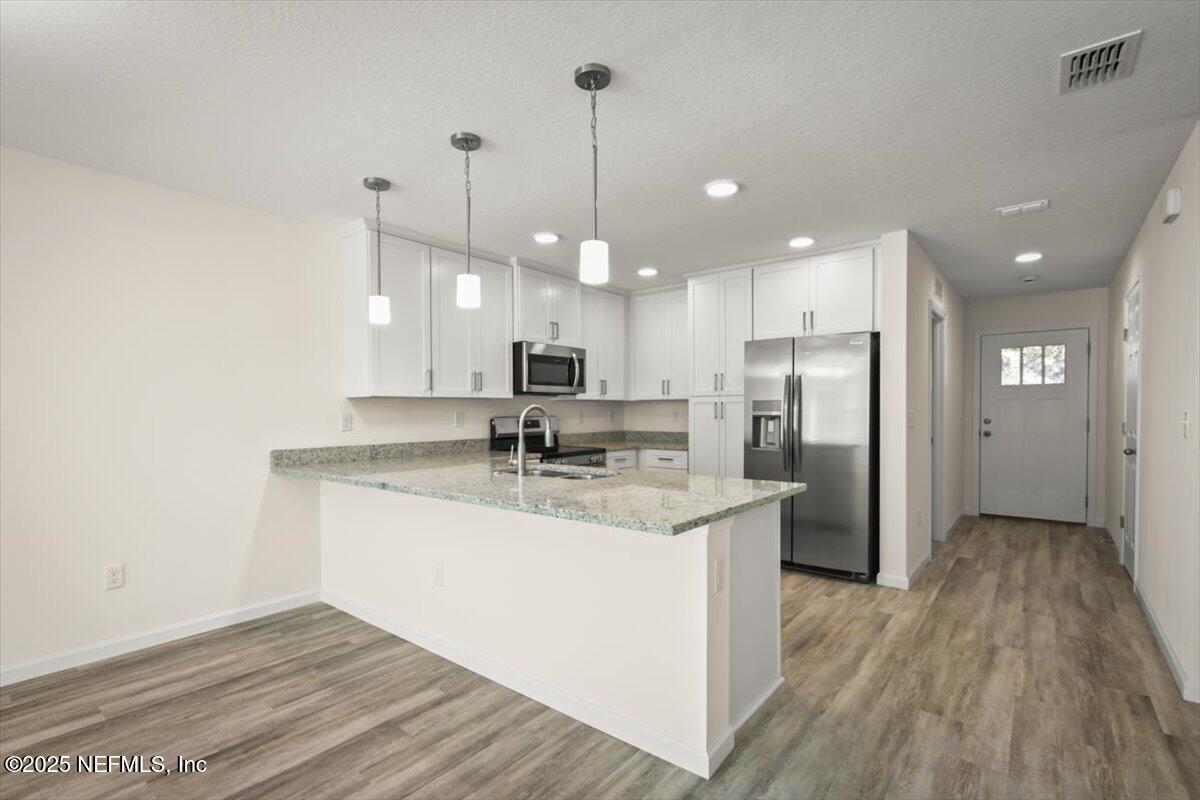 8910 FREE Avenue