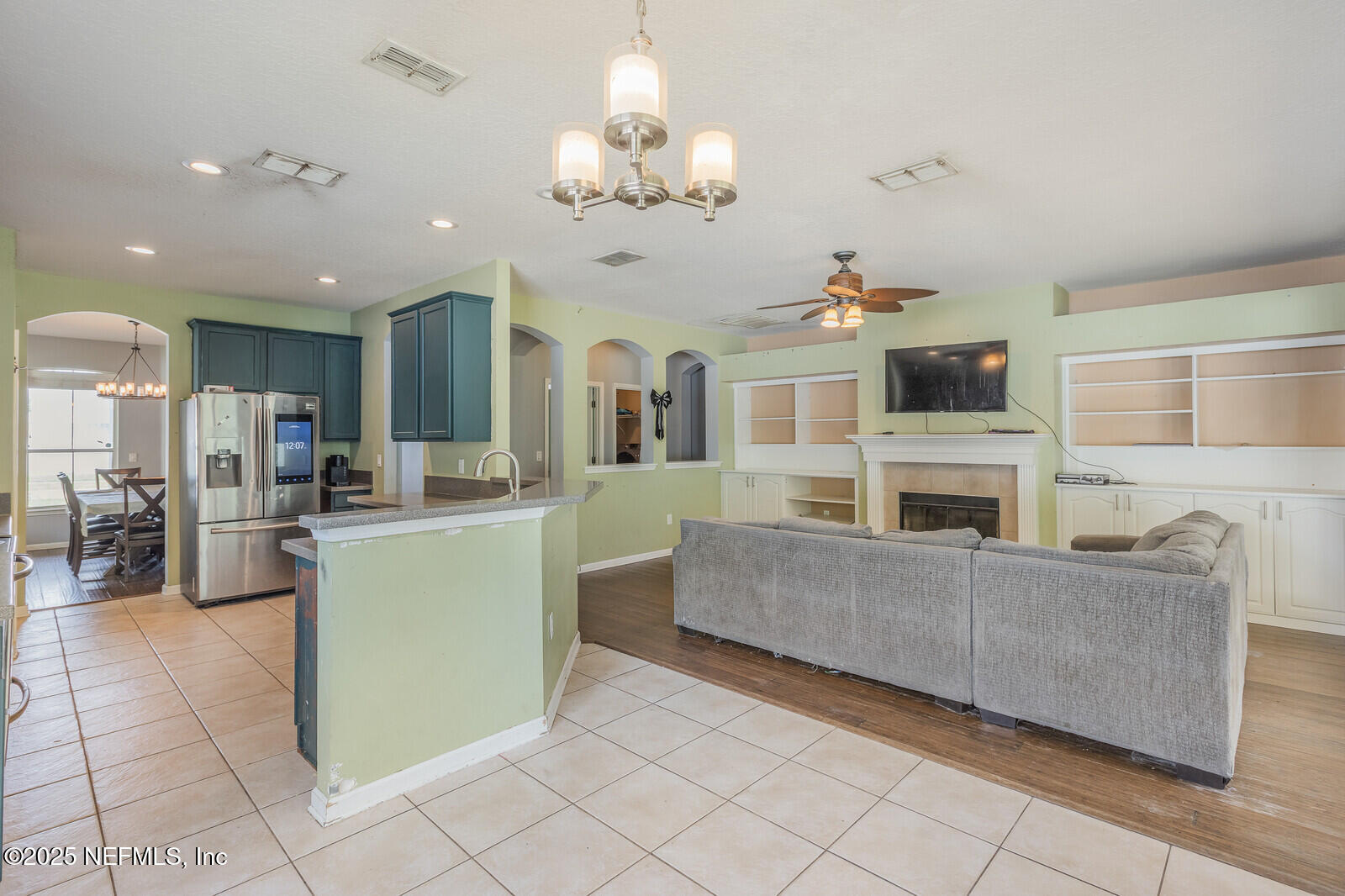 3350 SILVERADO Circle