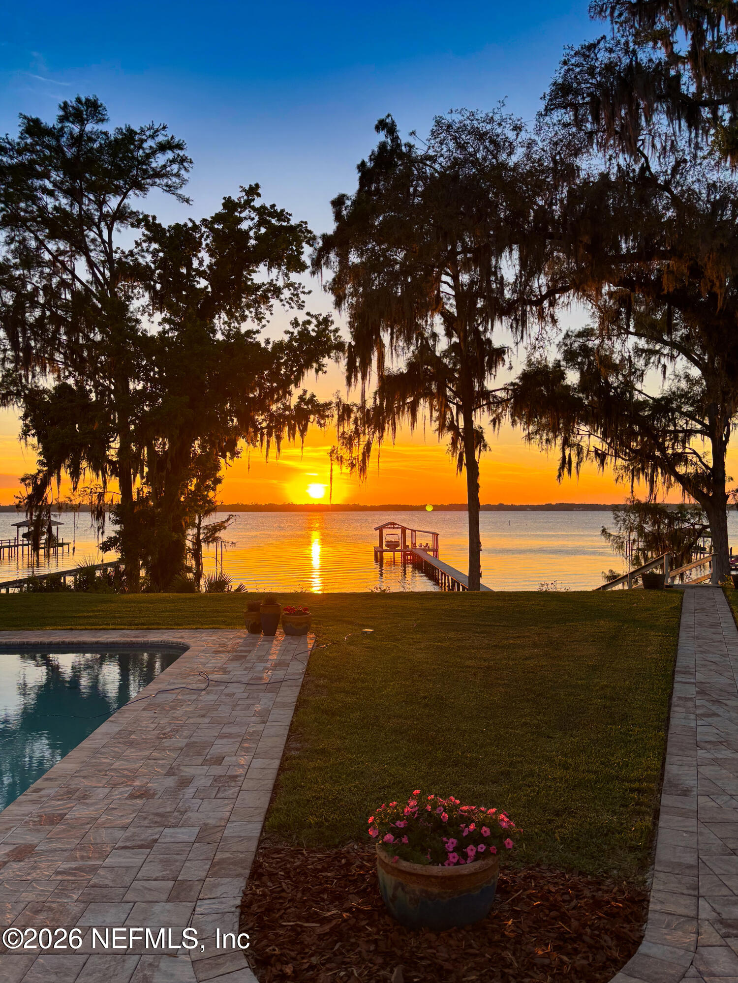 291 HICKORY ACRES Lane