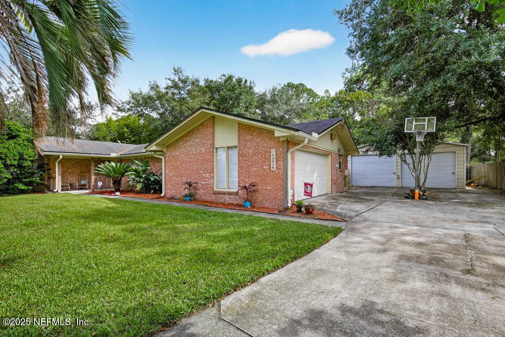 13926 SPANISH POINT Drive