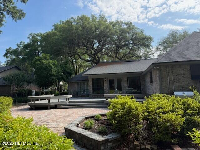 12186 DIVIDING OAKS Trail W