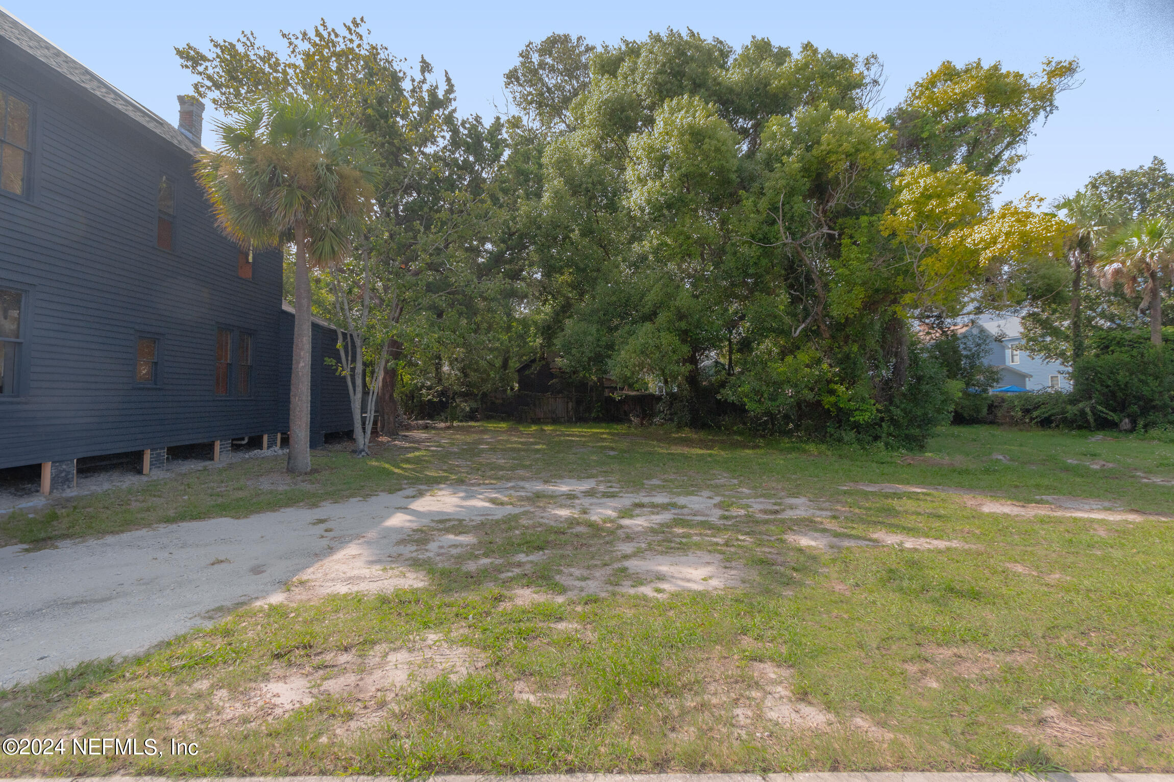 Fernandina Beach, FL home for sale located at 111 S 8TH Street, Fernandina Beach, FL 32034