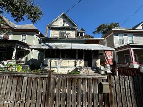 A home in Jacksonville