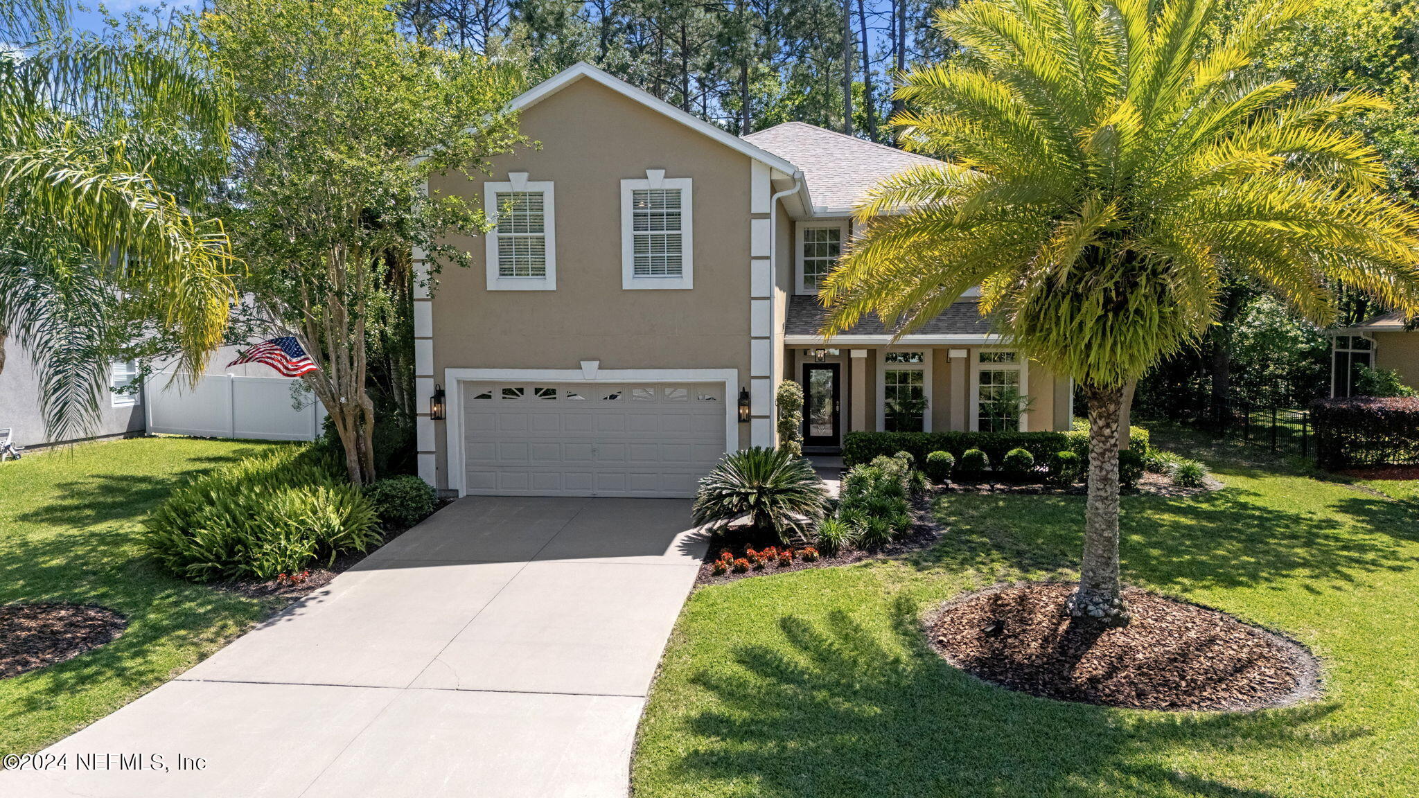 St Johns, FL home for sale located at 1825 W Windy Way, St Johns, FL 32259