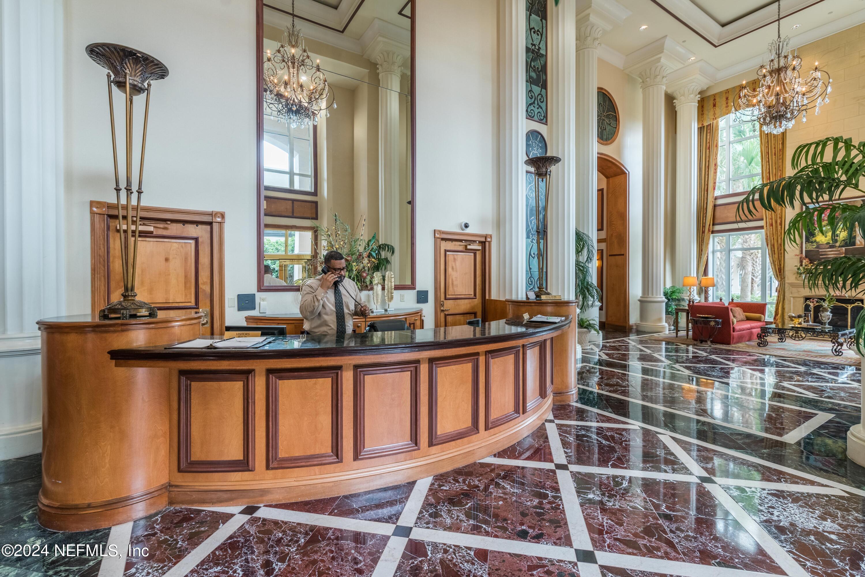 400 E BAY Street 311