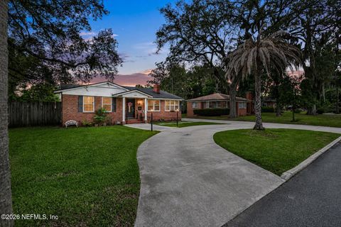 Photo of 1536 HARBOR OAKS Road, Jacksonville, FL 32207 (MLS # 2151023)