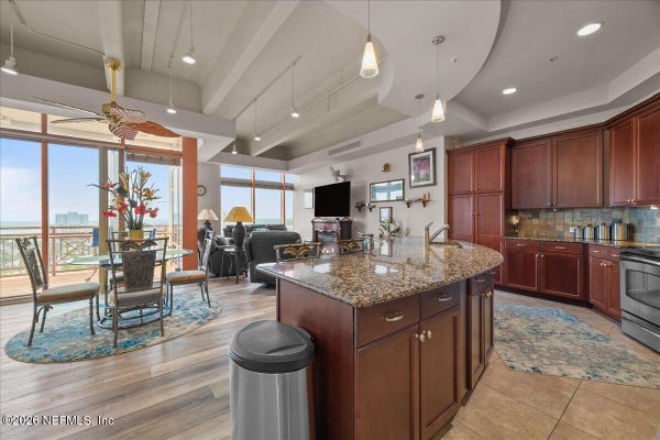 320 1ST ST N APT 909, JACKSONVILLE BEACH, FL 32250 - Image 05a8e9e554a9ef5b74abfb1280d03e35/1127282180