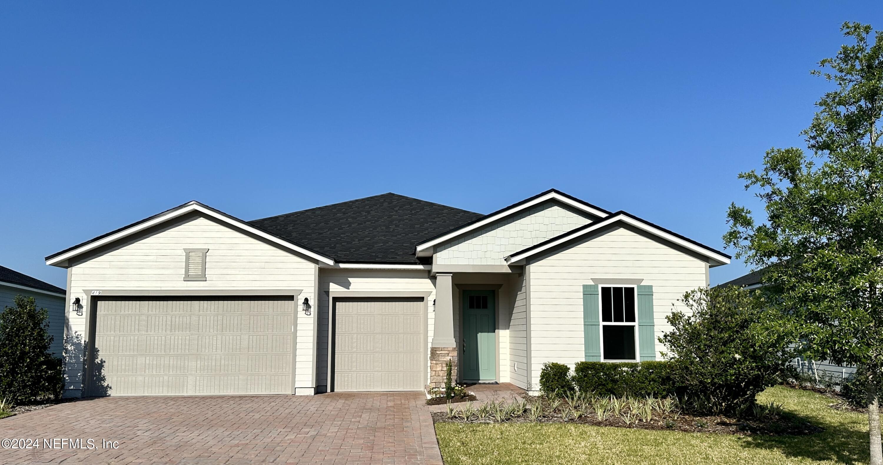 St Augustine, FL home for sale located at 419 Amberwood Drive, St Augustine, FL 32092