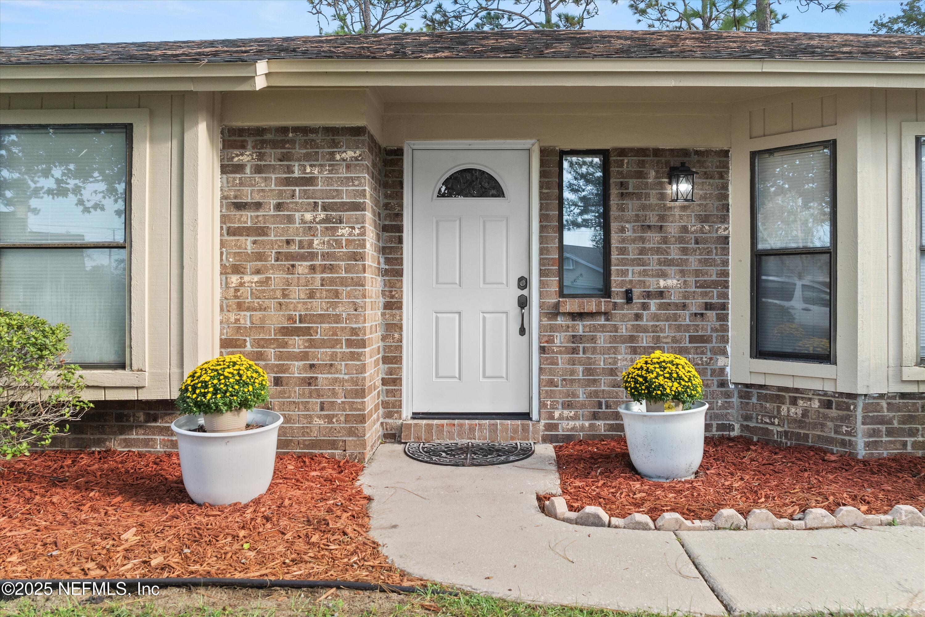 9731 S VILLIERS Drive S