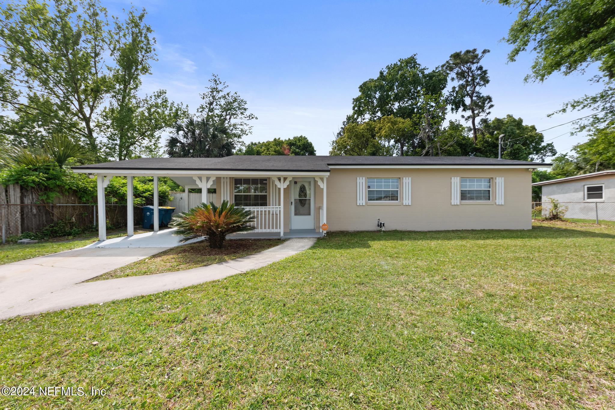Jacksonville, FL home for sale located at 10716 Pine Estates Road E, Jacksonville, FL 32218