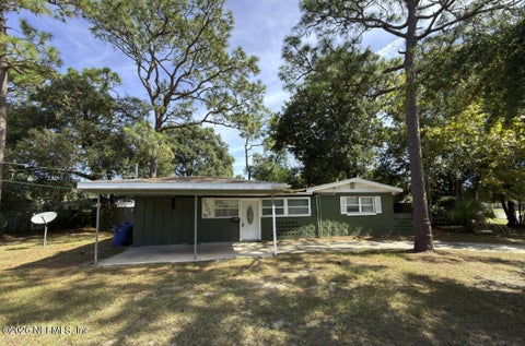 Photo of 2905 STONEHURST Road W, Jacksonville, FL 32277 (MLS # 2166810)