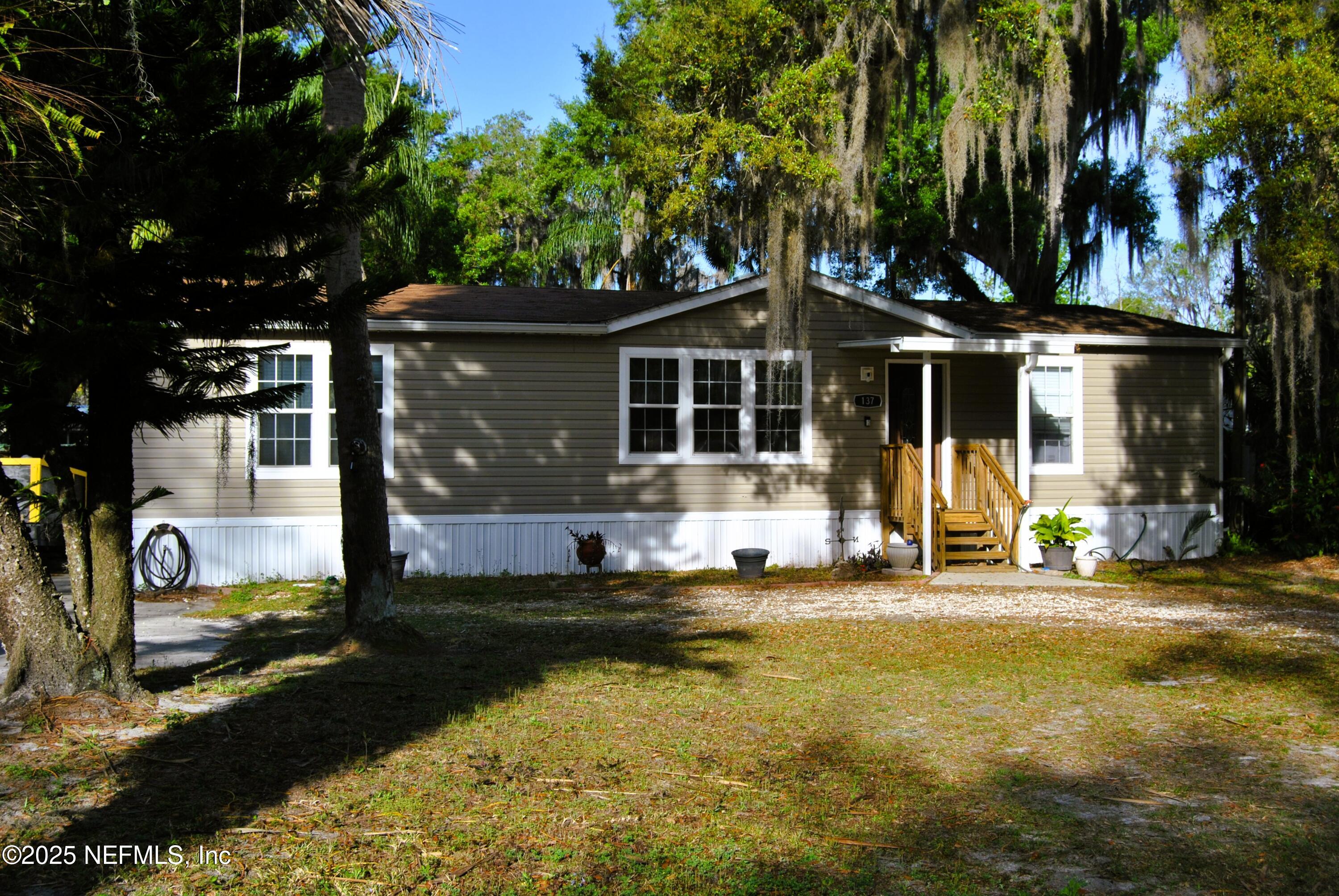 137 RIVERSHORE Drive