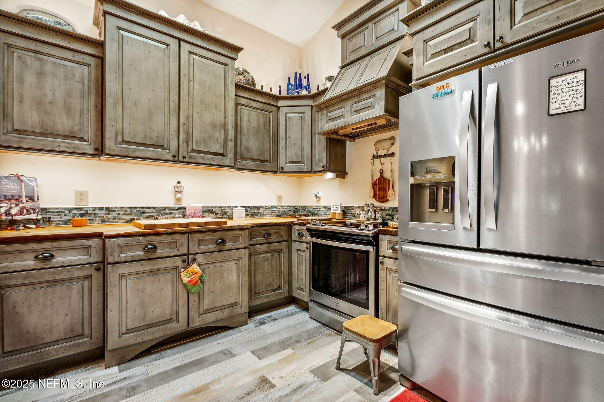 5058 SUMMER BEACH Boulevard