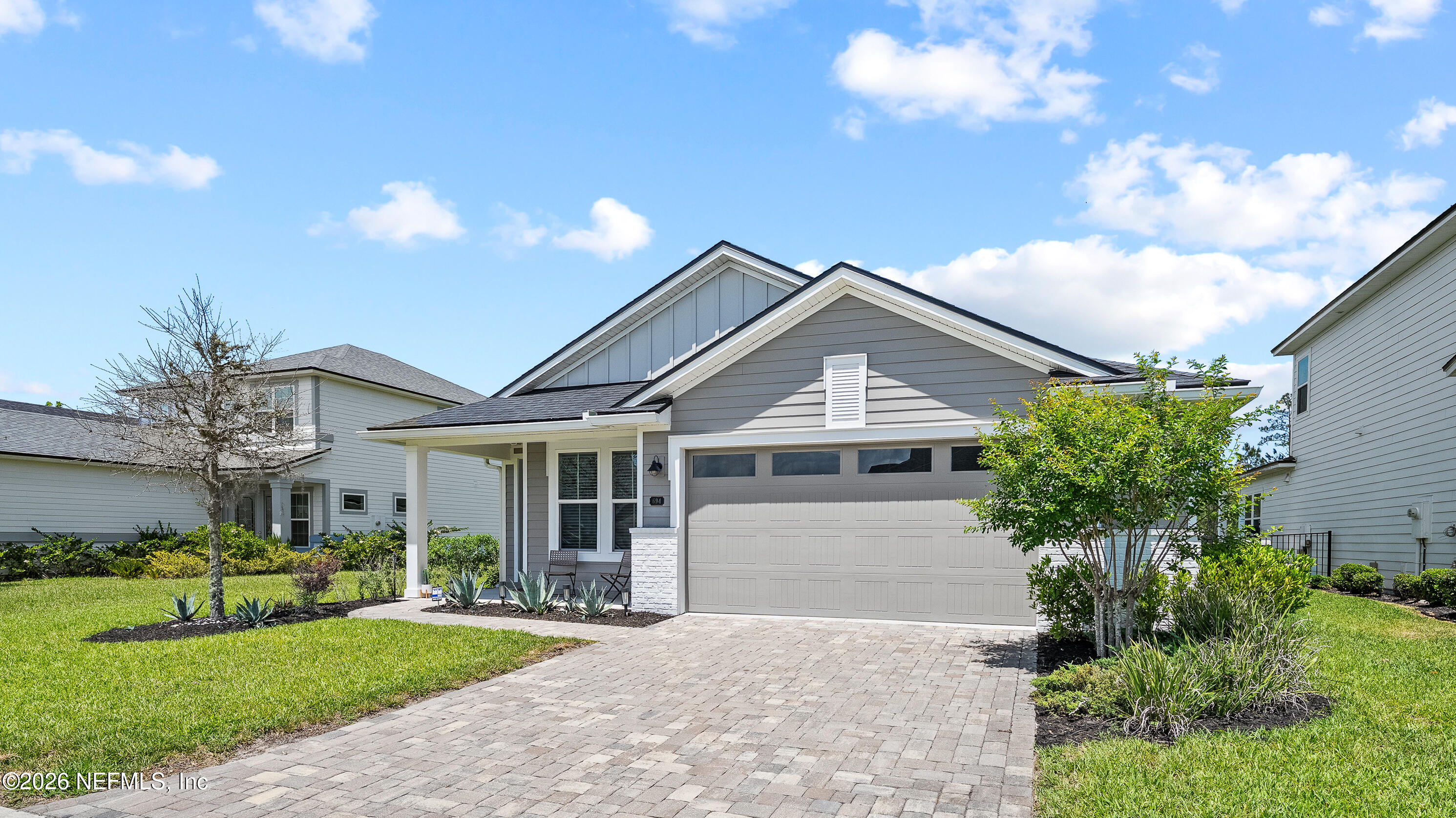 694 SILVER PINE Drive