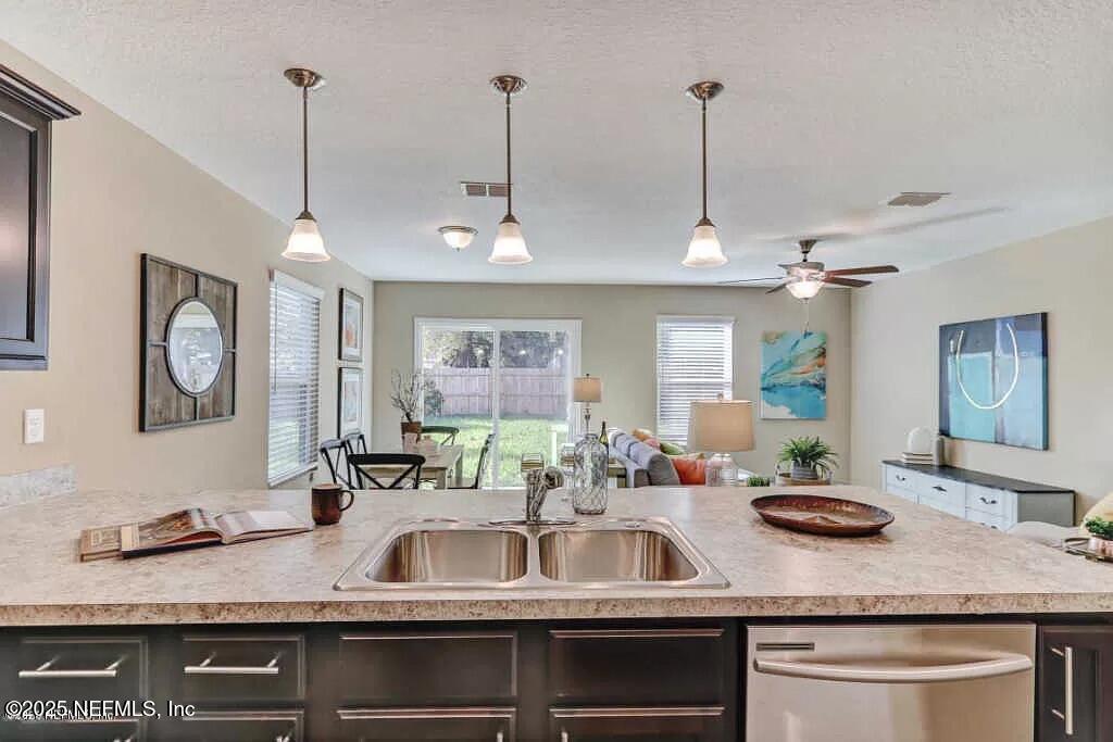 1308 LAKE SHORE Boulevard