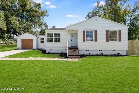 9602 MACARTHUR Court S Jacksonville FL 32216