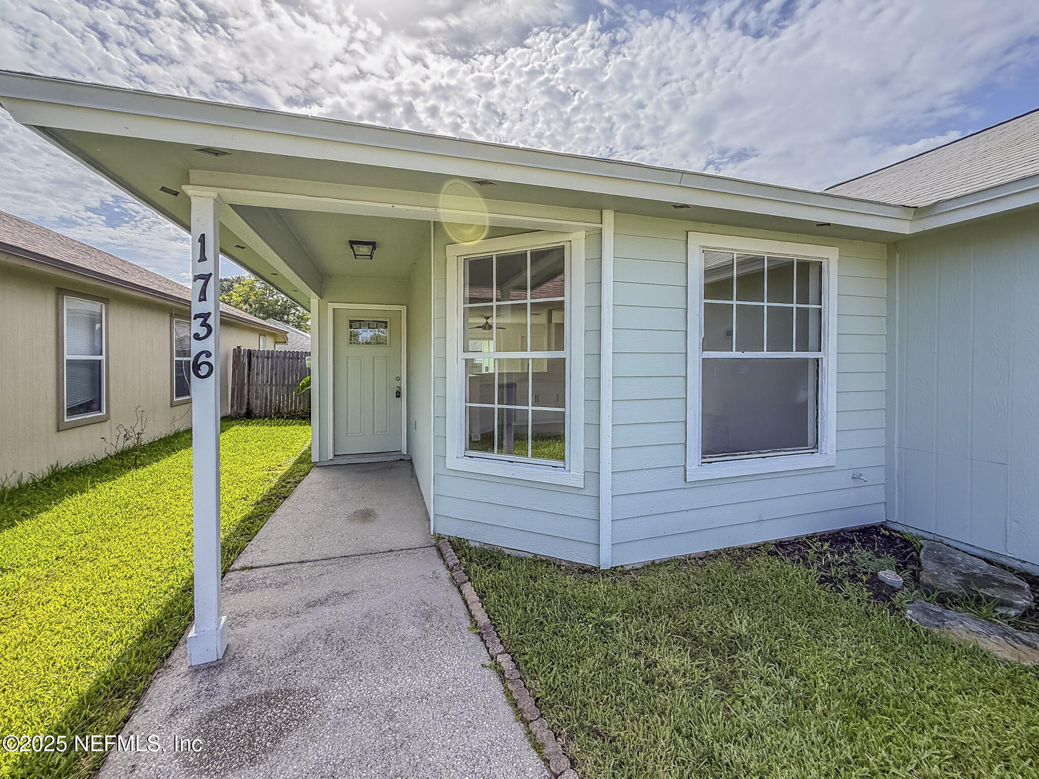 1736 ASHWOOD Circle