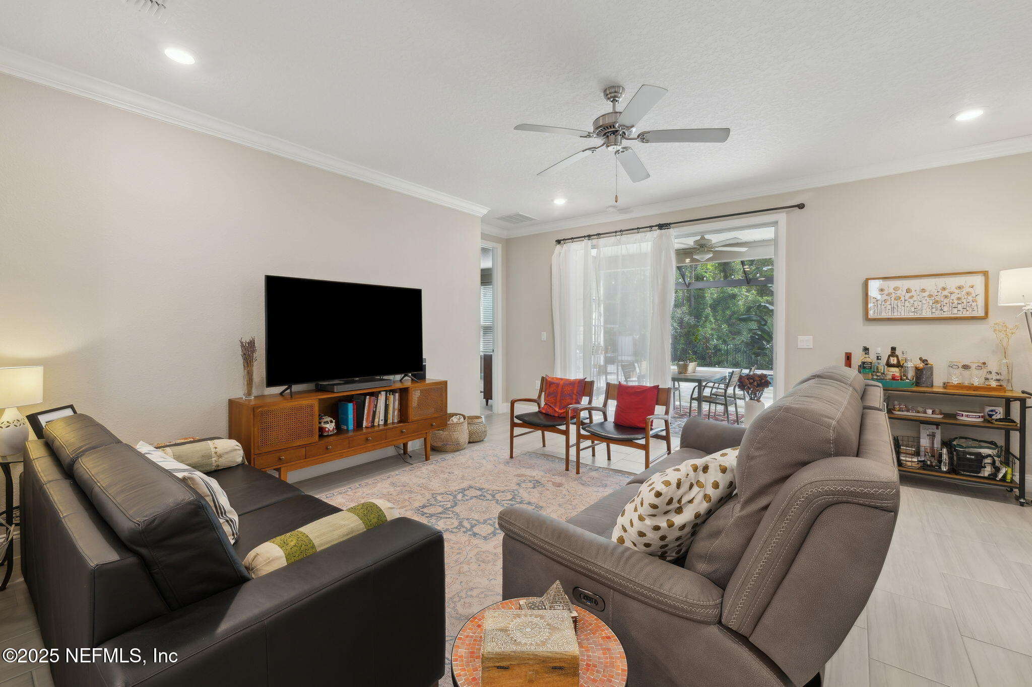 195 OLETA Way