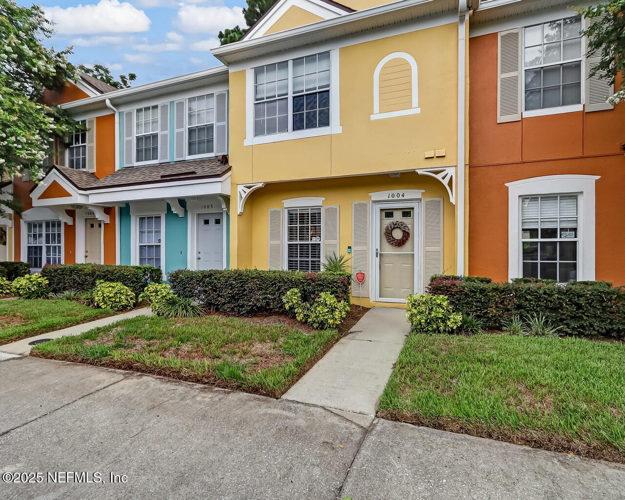 12311 KENSINGTON LAKES Drive 1004