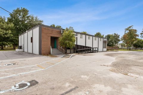 30 BARBER Road Macclenny FL 32063