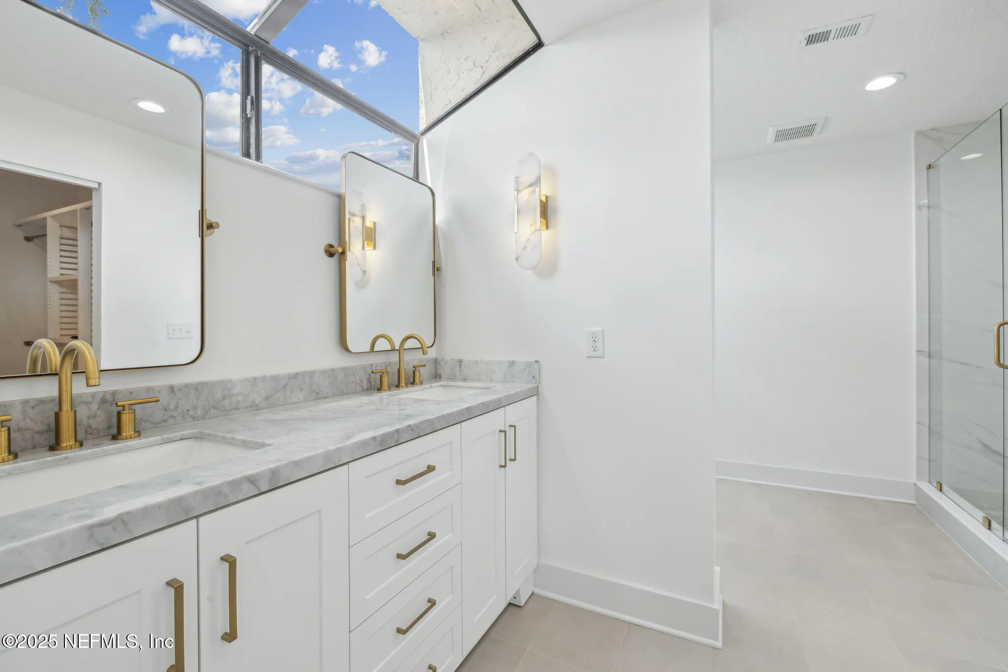 Jacksonville, Florida 32217, United States, 3 Bedrooms Bedrooms, ,2 BathroomsBathrooms,Residential,Active,198811