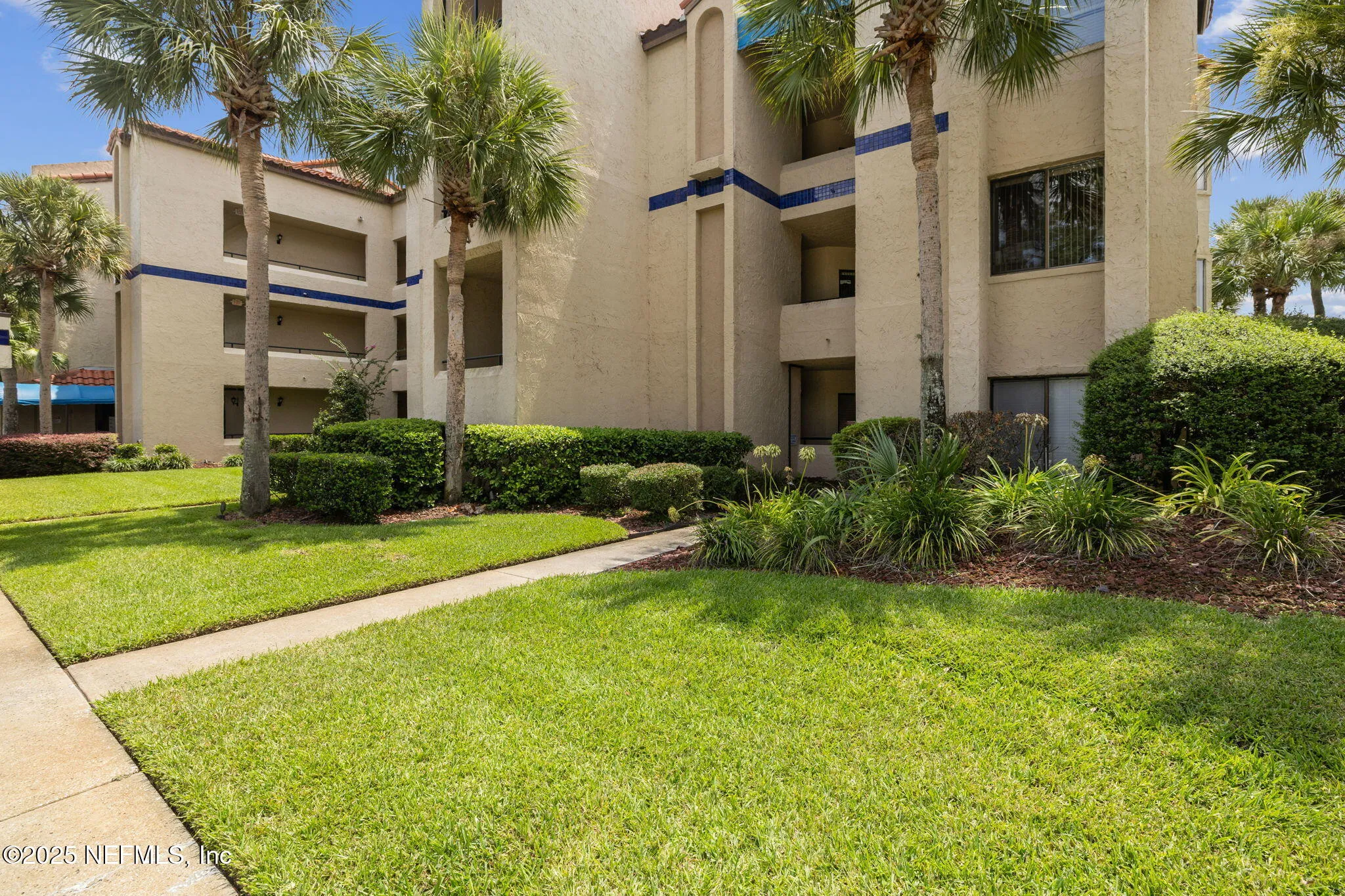 Jacksonville, Florida 32217, United States, 3 Bedrooms Bedrooms, ,2 BathroomsBathrooms,Residential,Active,198811