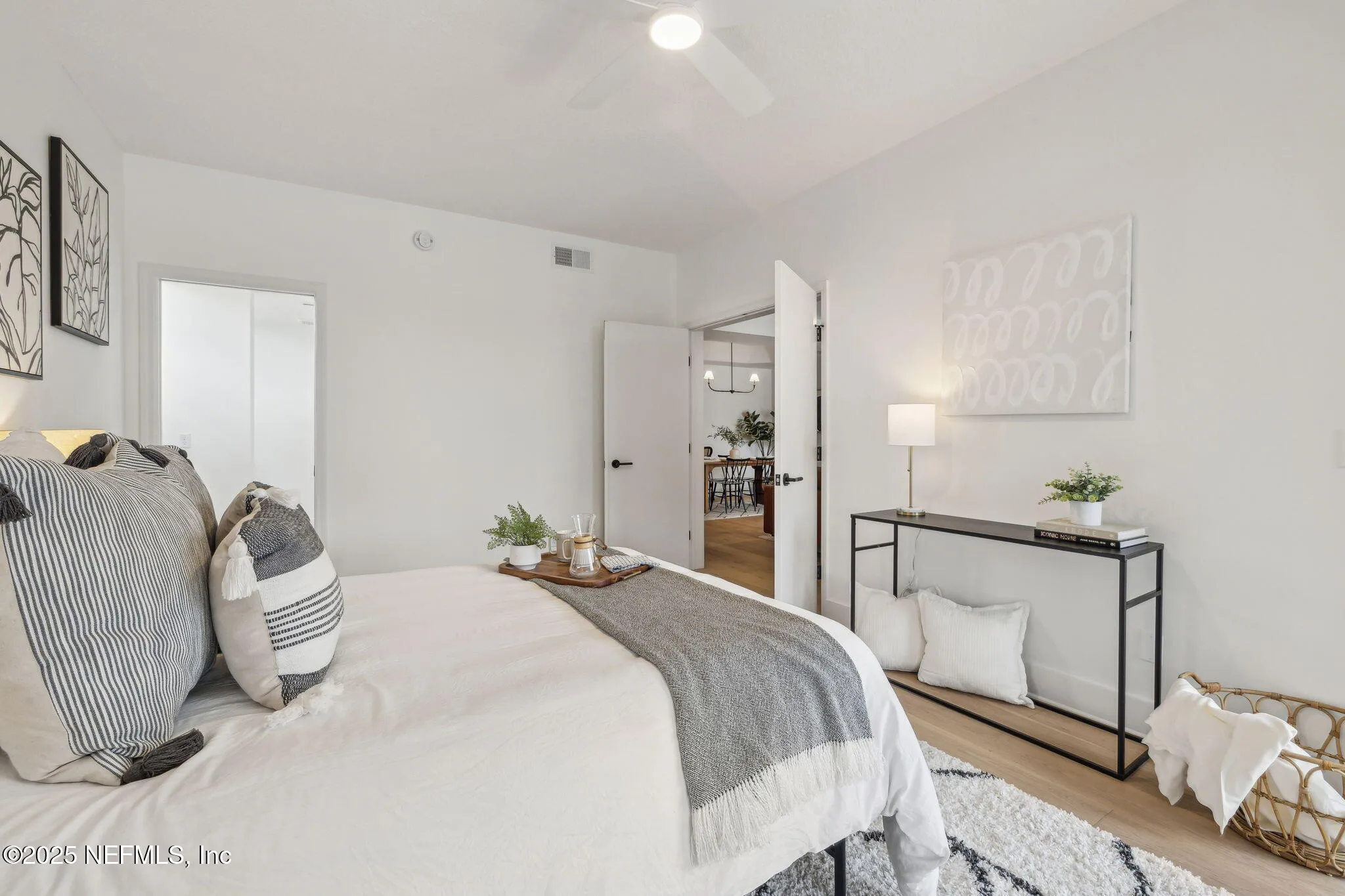 Jacksonville, Florida 32217, United States, 3 Bedrooms Bedrooms, ,2 BathroomsBathrooms,Residential,Active,198811