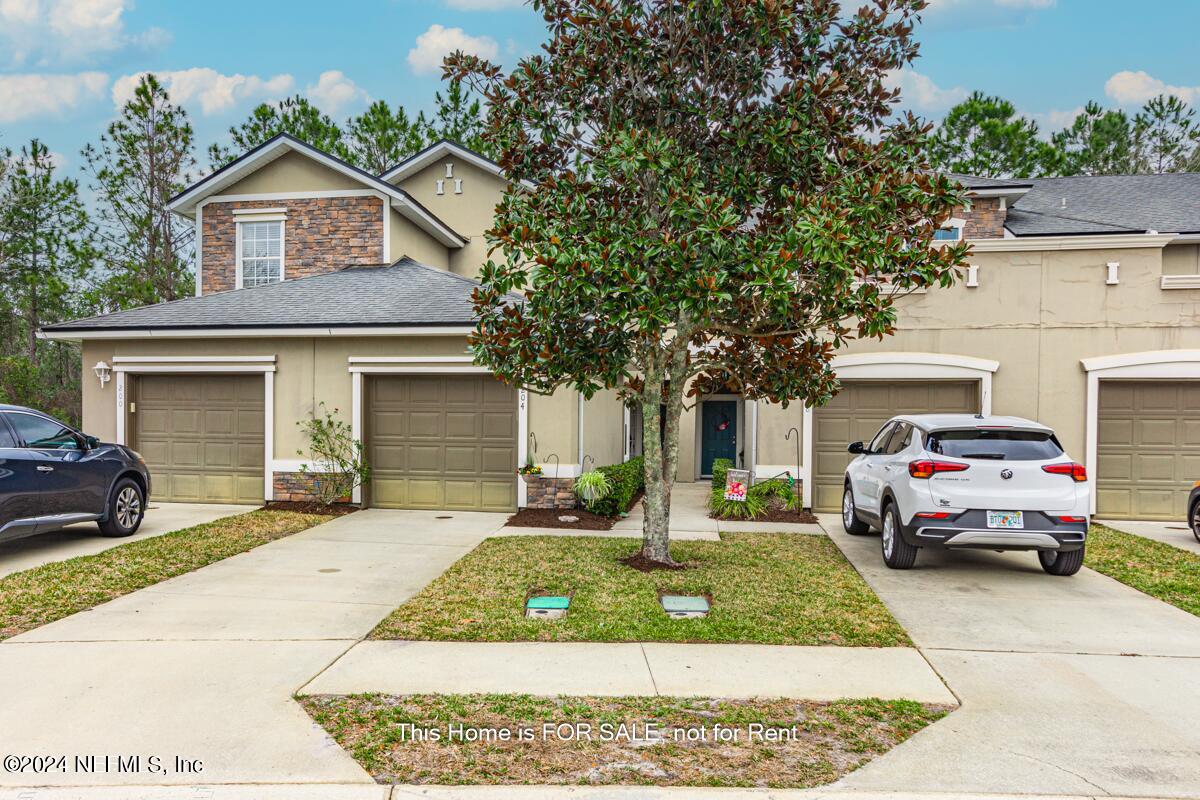 St Johns, FL home for sale located at 204 Leese Drive, St Johns, FL 32259