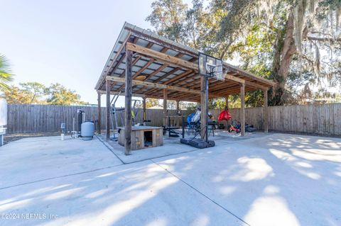 A home in Palatka