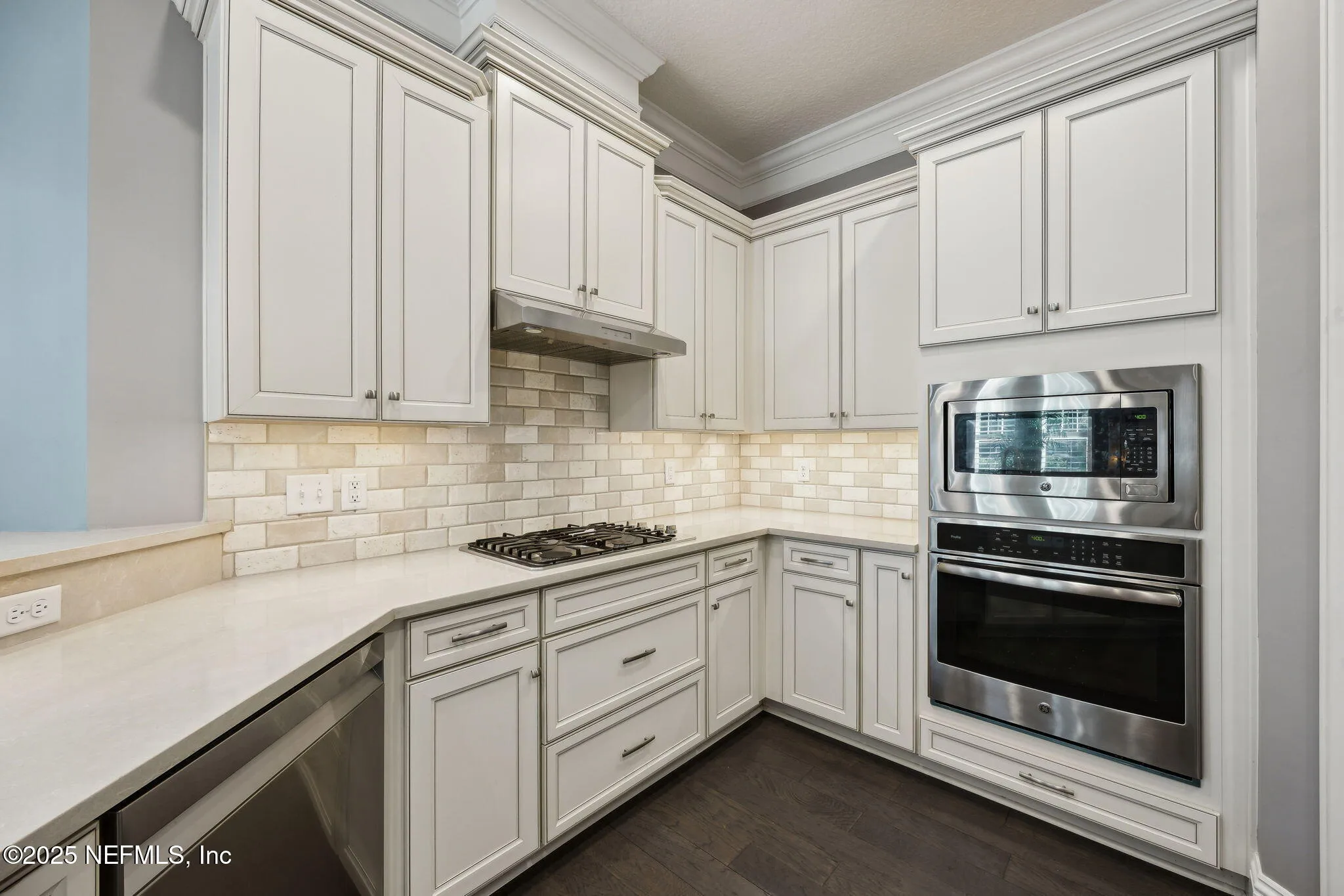 Fernandina Beach, Florida 32034, United States, 3 Bedrooms Bedrooms, ,4 BathroomsBathrooms,Residential,Active,235113