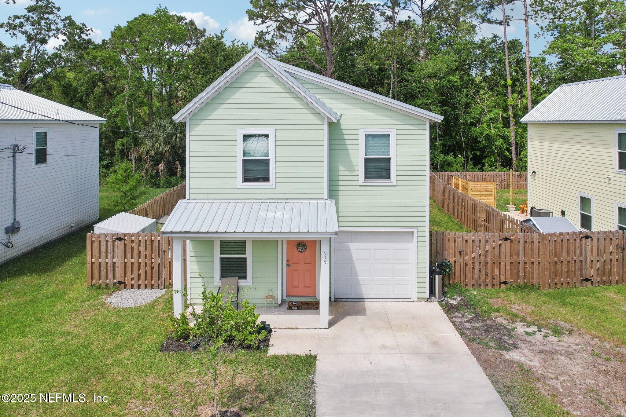 515 S WOODLAWN Street