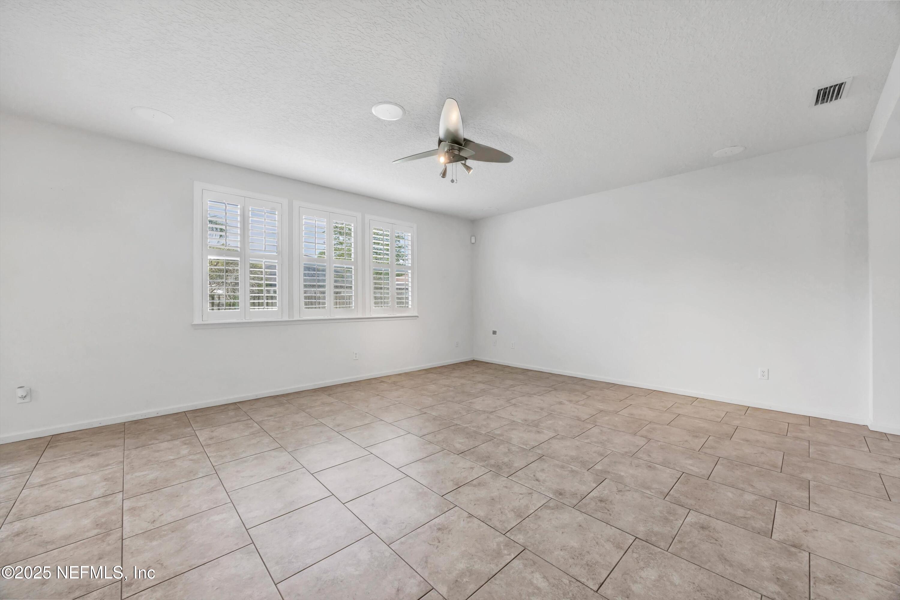 1457 HEATHER Court