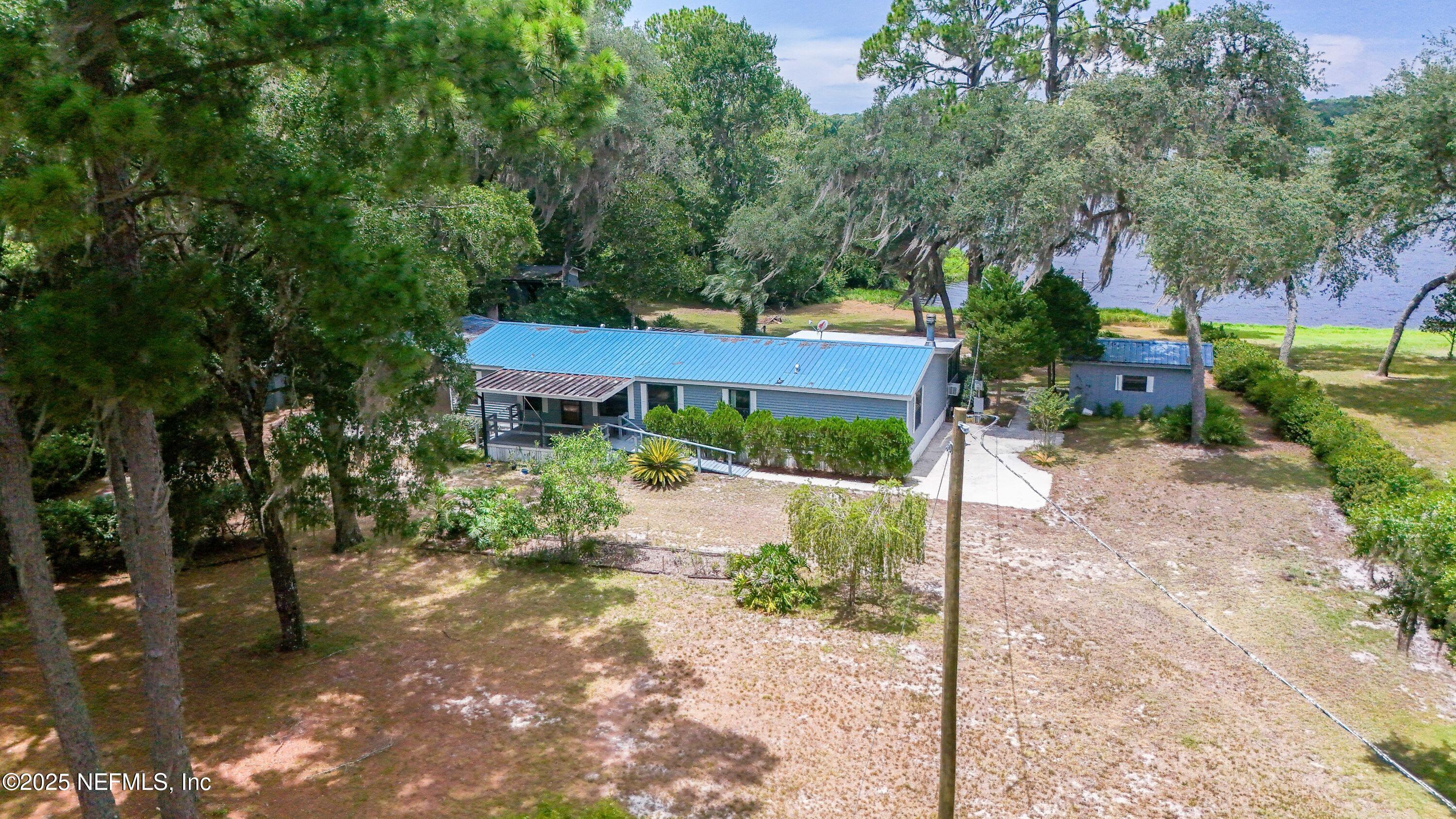 101 PINE TREE Lane