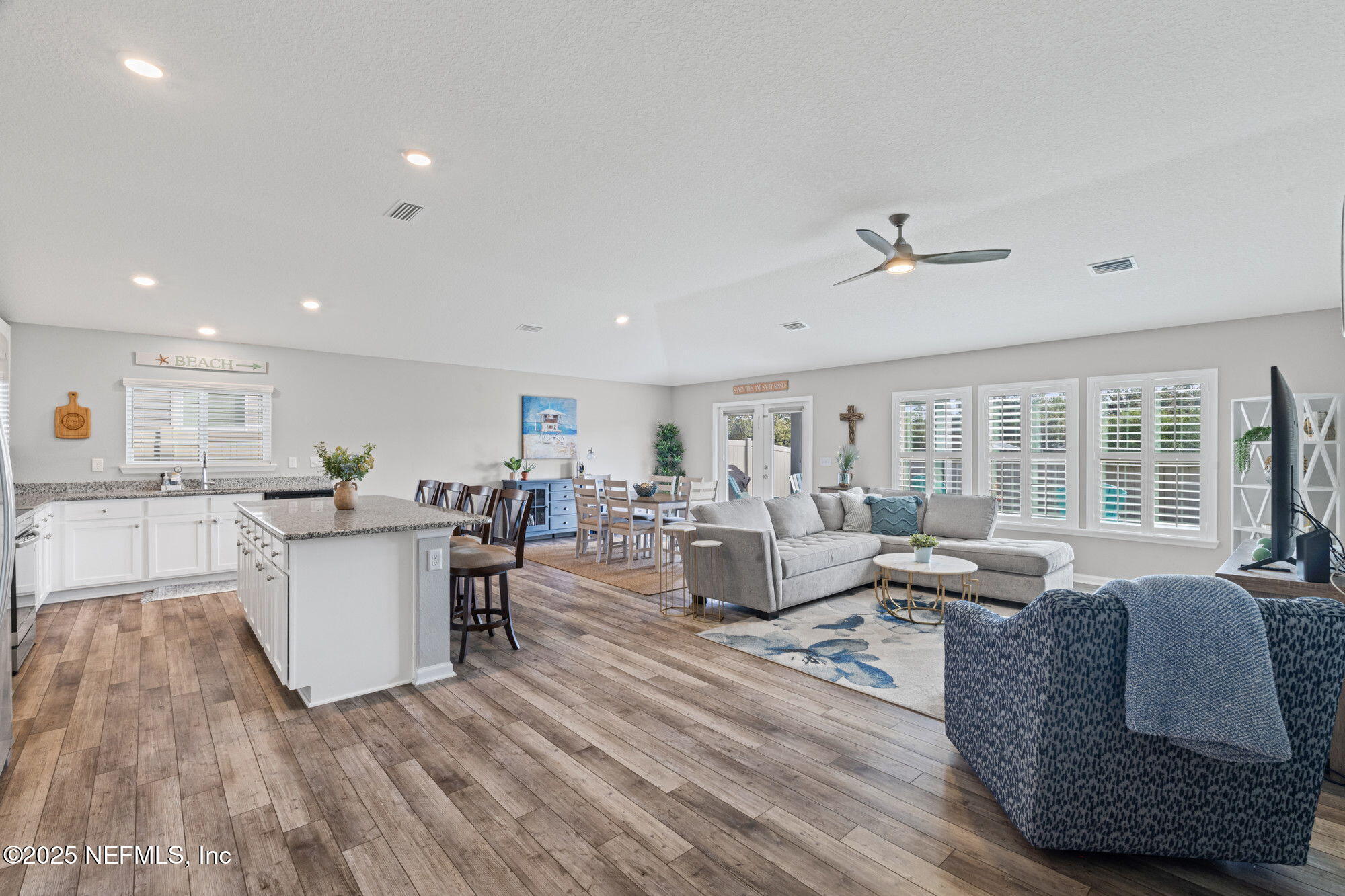 5042 OAK BEND Avenue