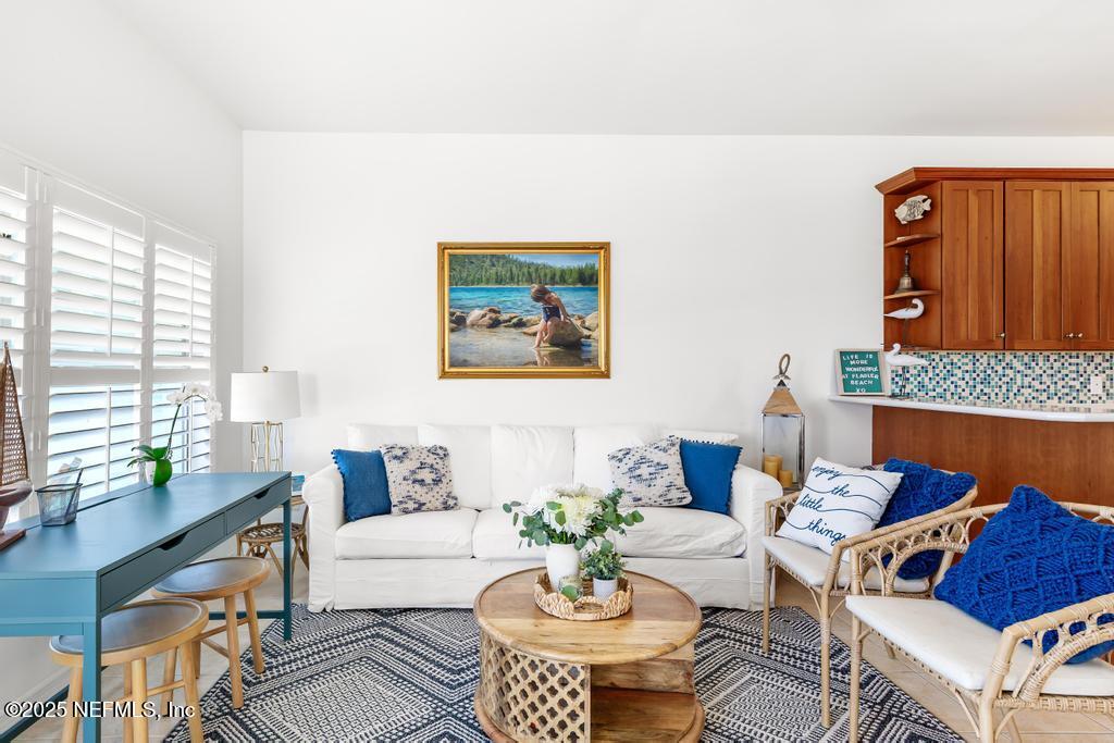 2682 S OCEAN SHORE Boulevard 202