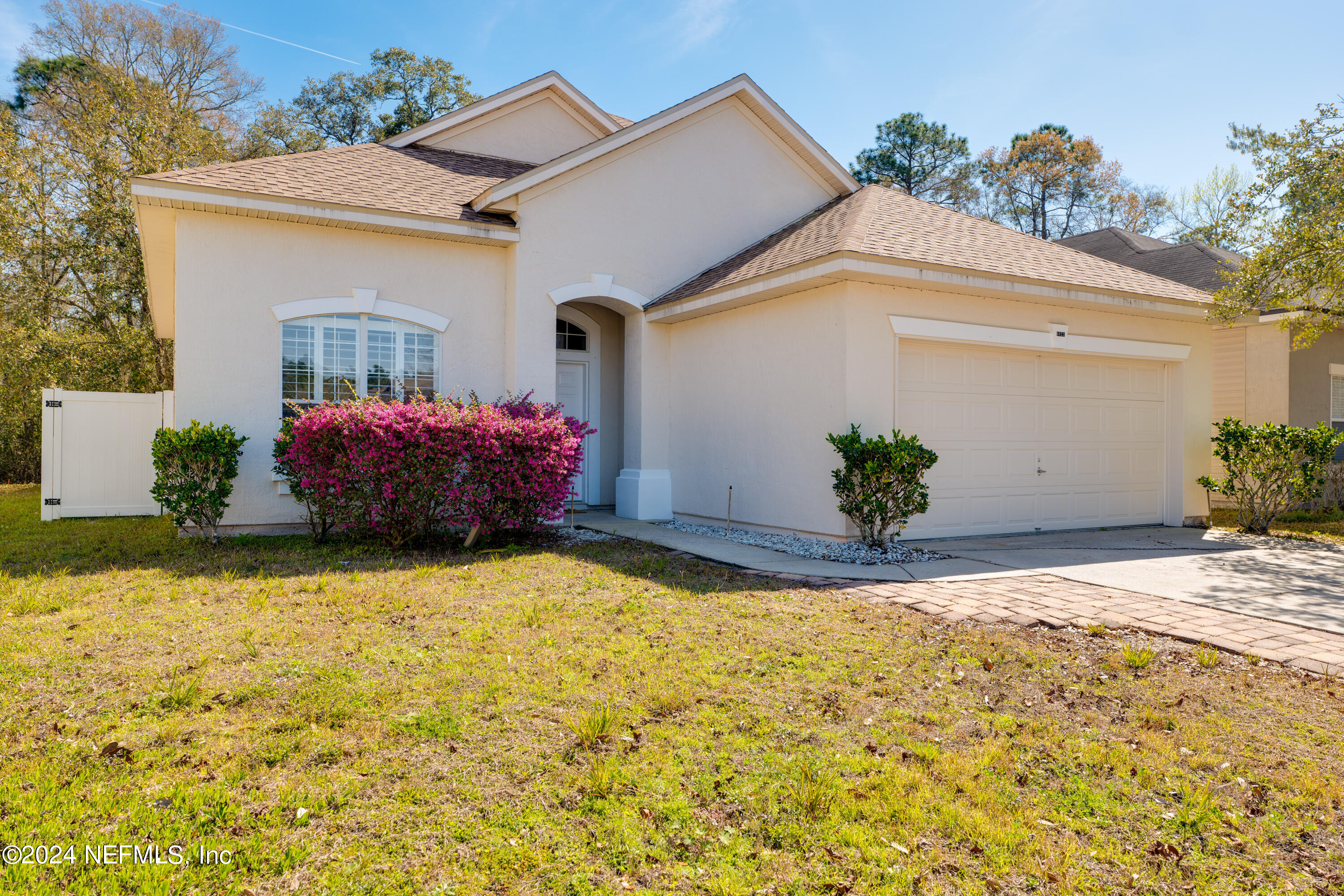 Jacksonville, FL home for sale located at 6923 Morse Oaks Drive, Jacksonville, FL 32244